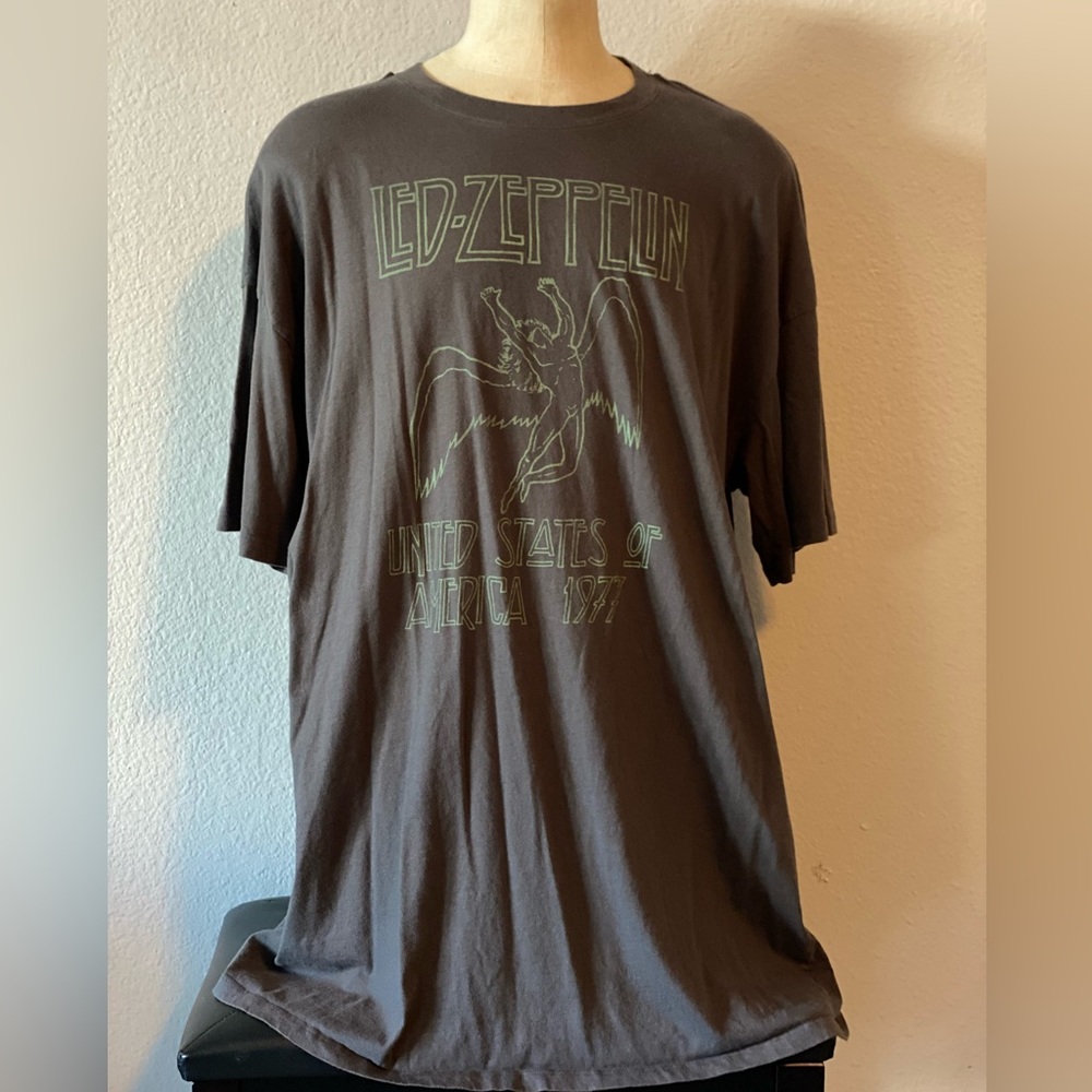 American Eagle Led Zepplin Shirt